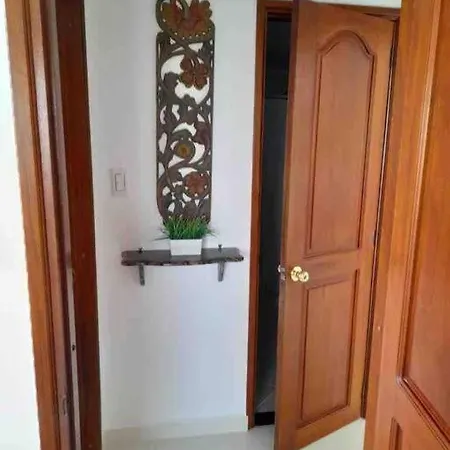 Apartamento Amoblado En Cartagena, El Laguito. Vista Al Mar * Cartagena
